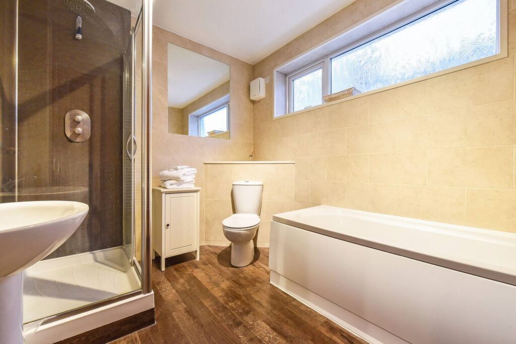 Modern bathroom with bathtub